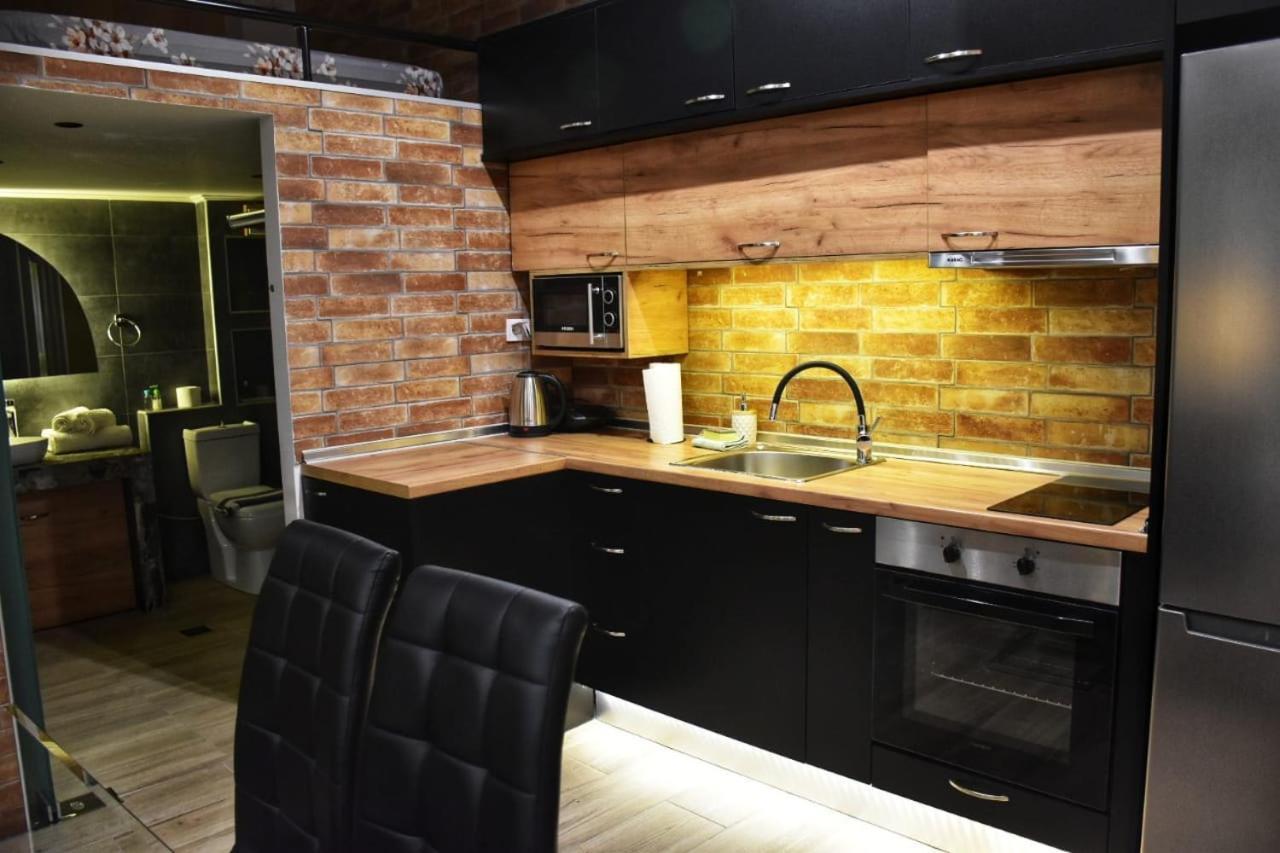 Alexander Apartment เซเรส ภายนอก รูปภาพ