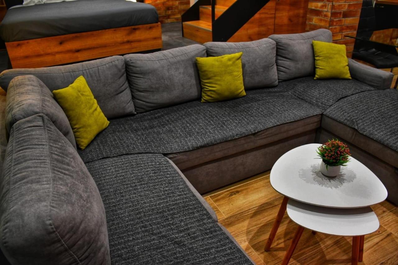 Alexander Apartment เซเรส ภายนอก รูปภาพ