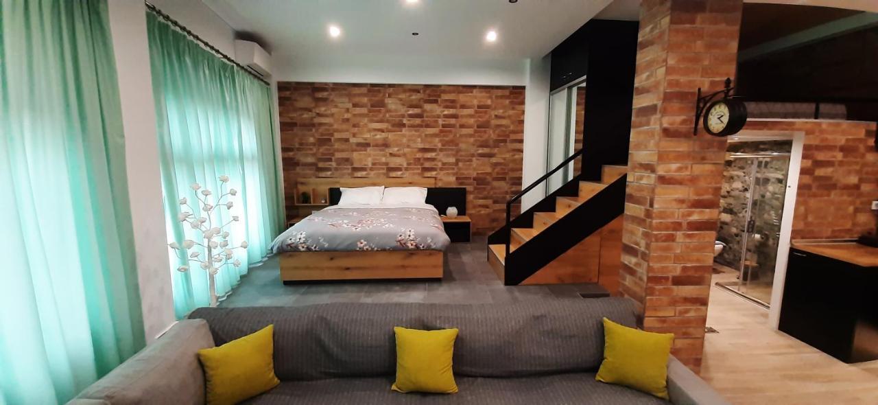 Alexander Apartment เซเรส ภายนอก รูปภาพ