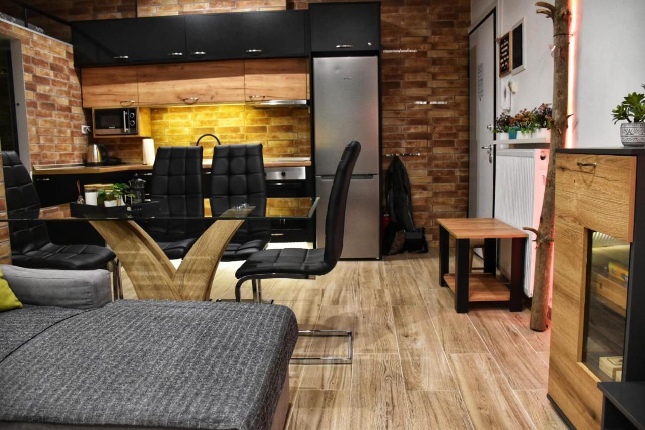 Alexander Apartment เซเรส ภายนอก รูปภาพ