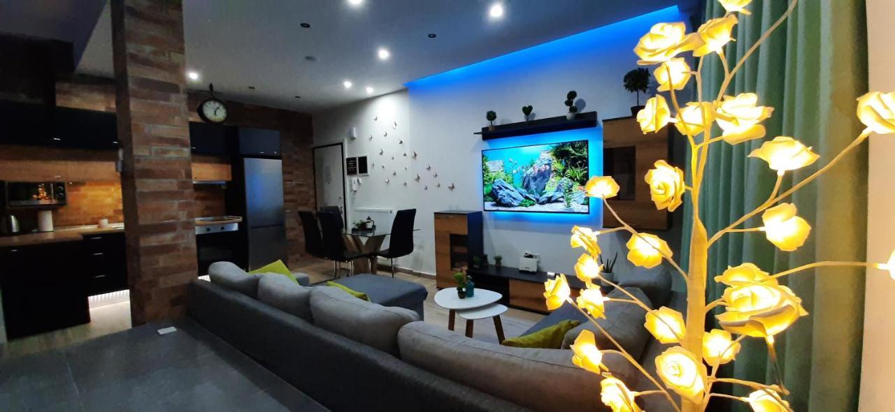 Alexander Apartment เซเรส ภายนอก รูปภาพ